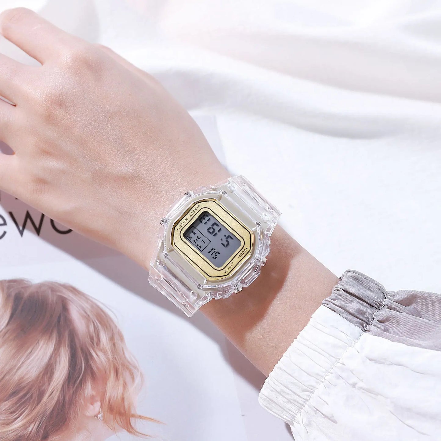 Fashion Transparent Electronic Watch LED Ladies Wristwatch Sports Waterproof Electronic Watchs Ins Student Wristwatches Gift