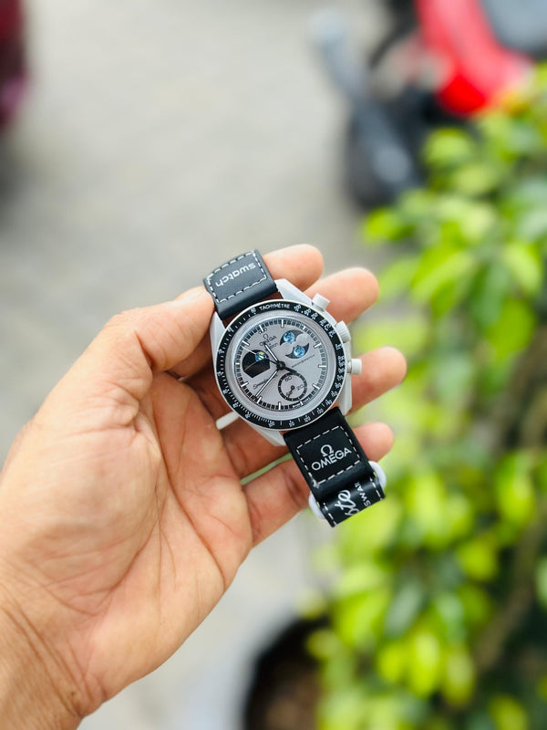 Omega x swatch speedmaster Moonswatch - Mission to the Earthphase | Limited Edition Watch - GADGET LOKAM